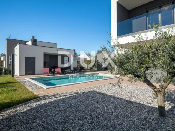 4-bedroom Detached House In Poreč, Croatia (178 M²)