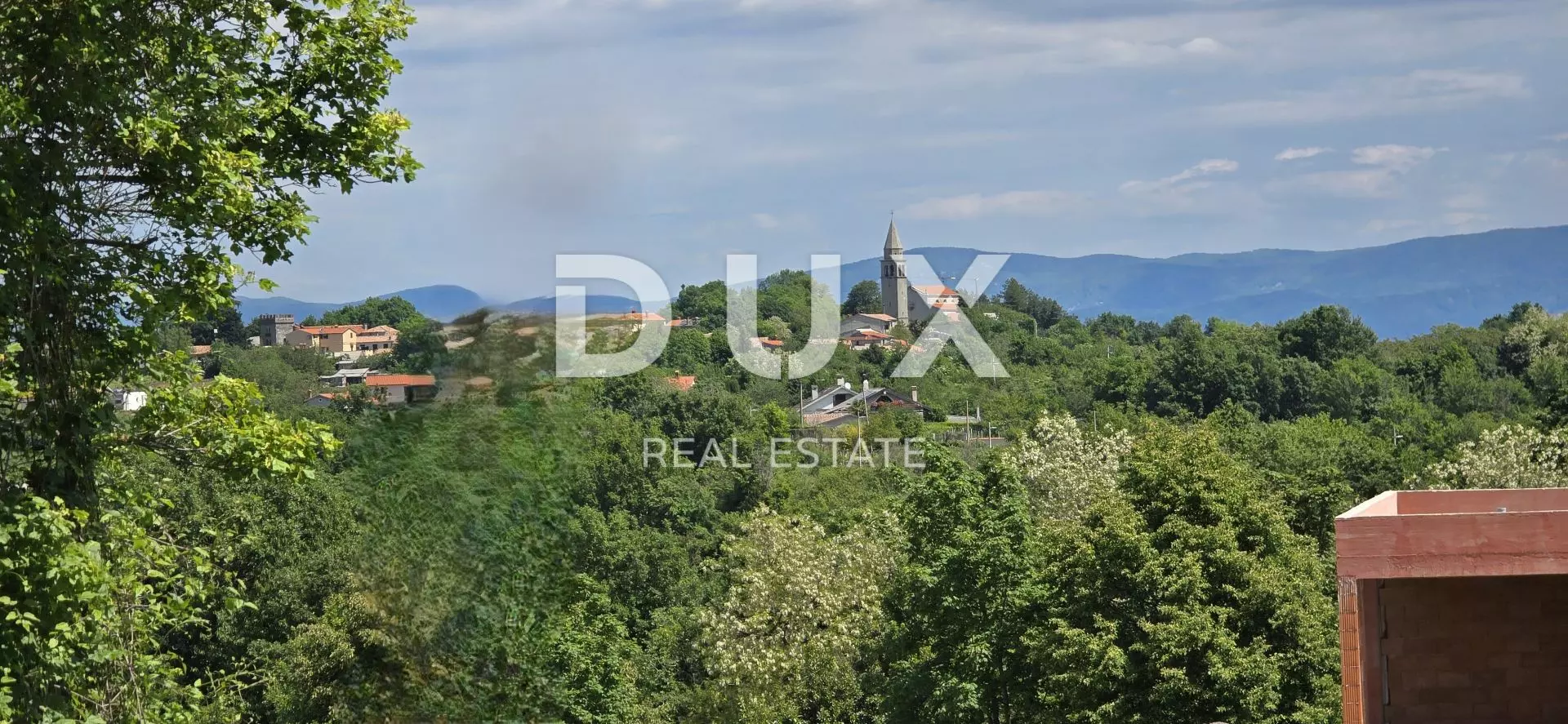 Land In Pazin, Croatia (6.270 M²)
