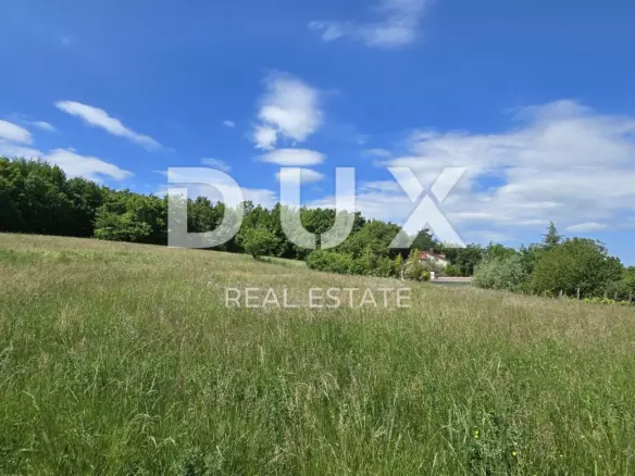 Land In Pazin, Croatia (6.270 M²)