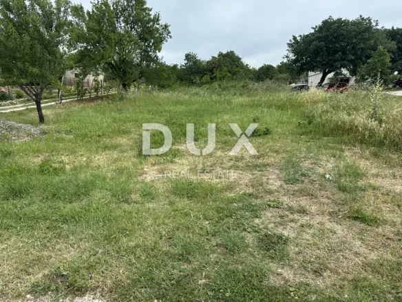 Land In Zemunik Gornji, Croatia (2.674 M²)