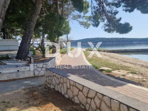 2-bedroom Apartment In Banjol, Croatia (145 M²)