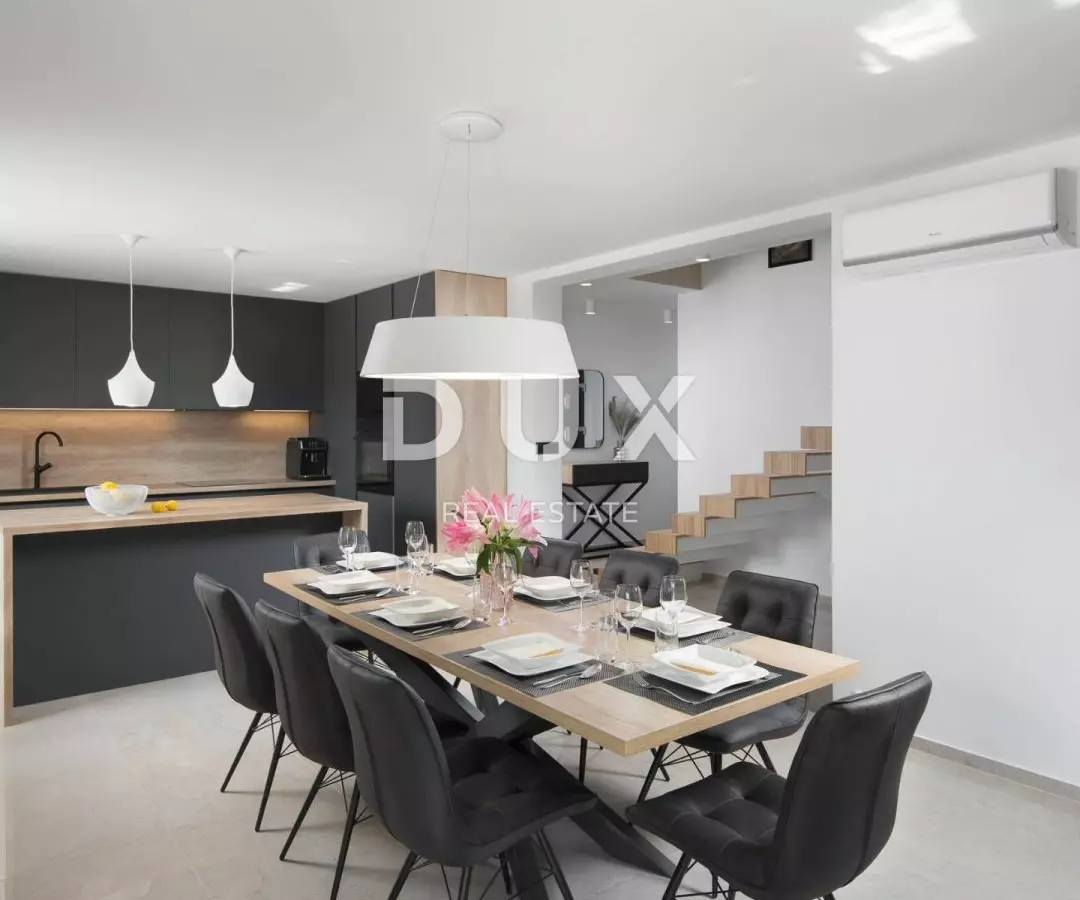 4-bedroom Villa In Labin, Croatia (232 M²)