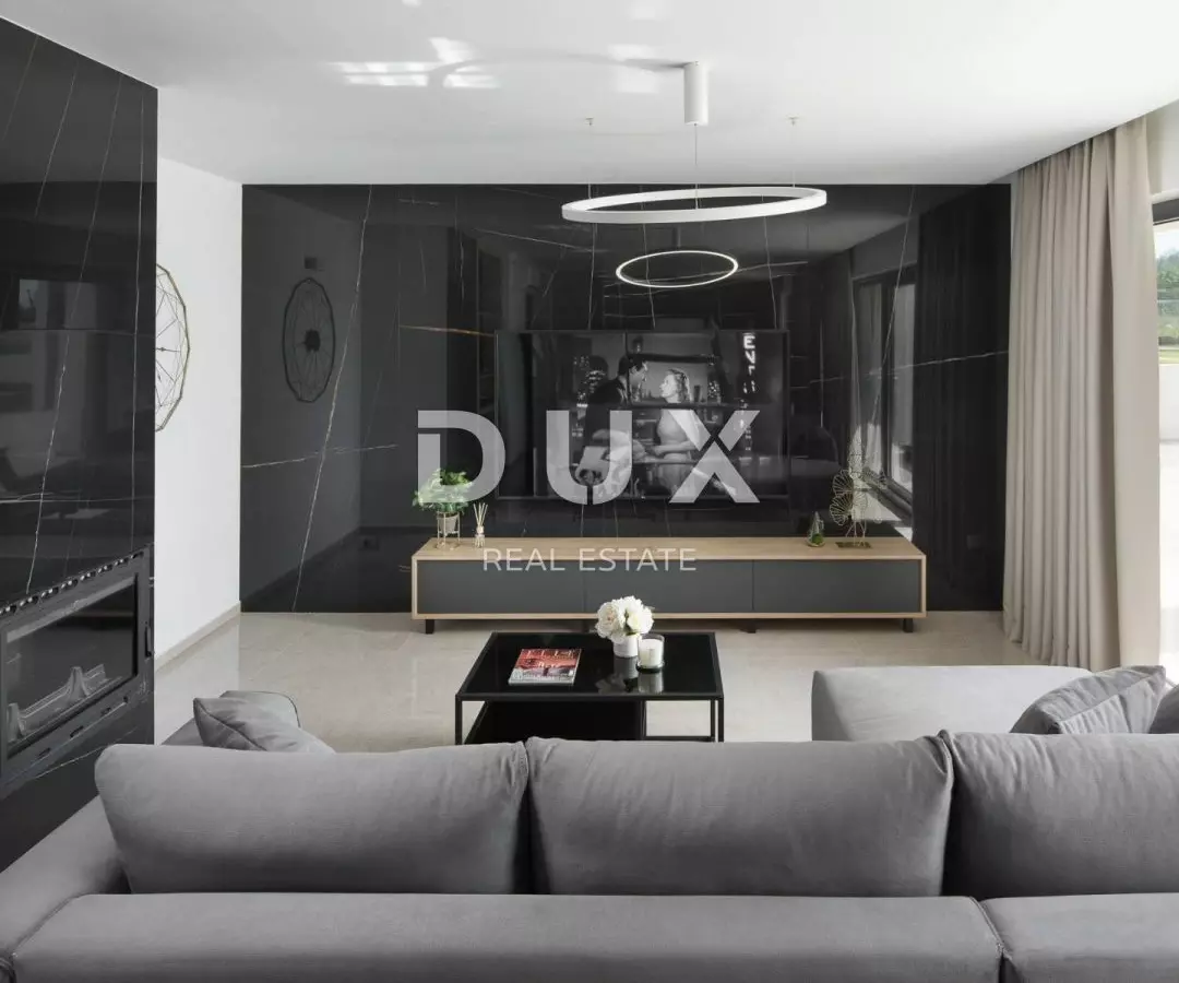 4-bedroom Villa In Labin, Croatia (232 M²)
