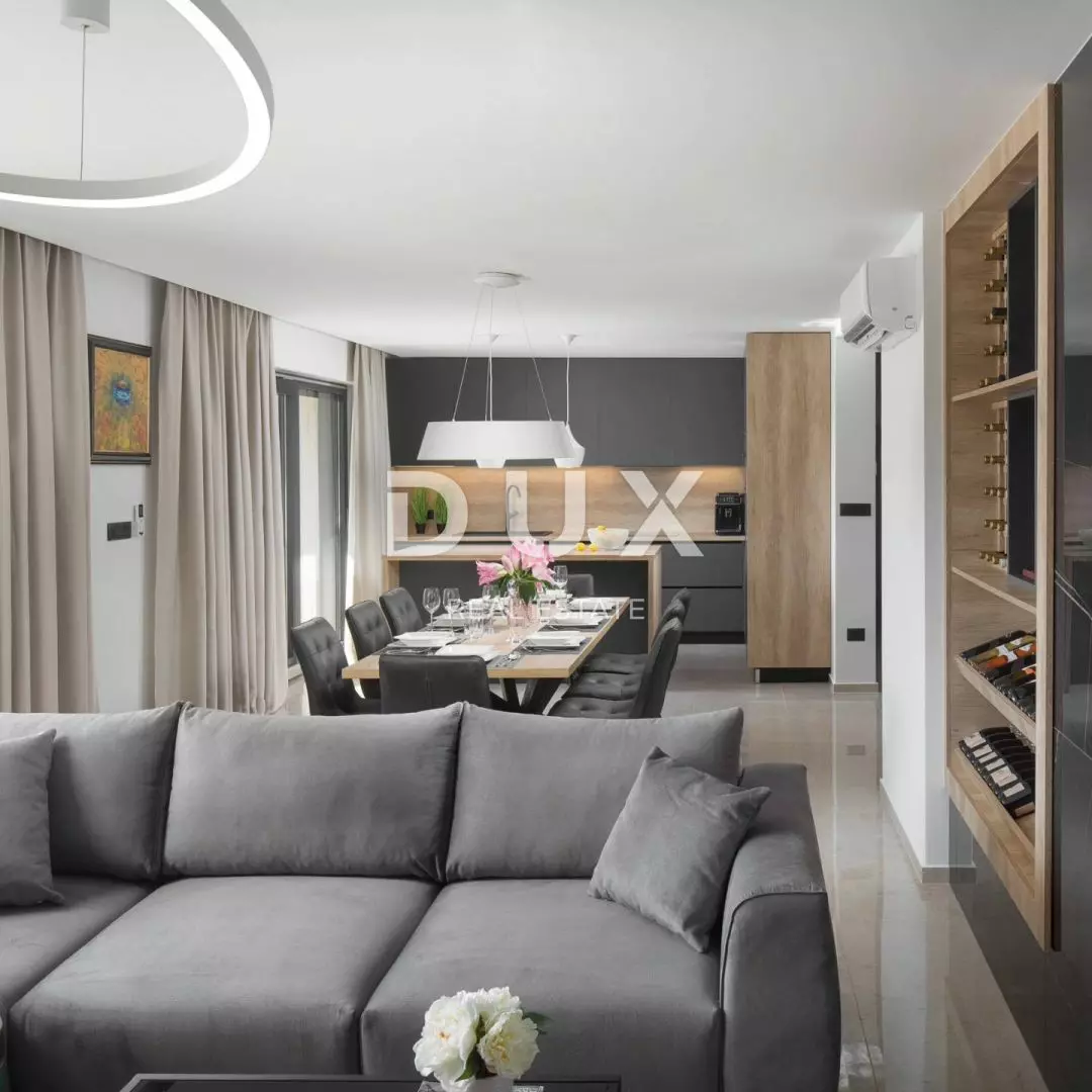4-bedroom Villa In Labin, Croatia (232 M²)