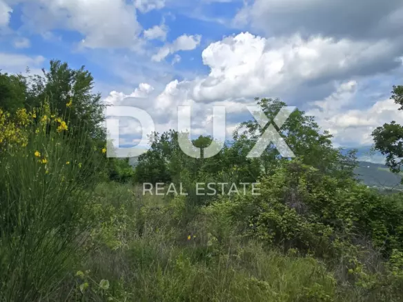 Land In Gračišće, Croatia (1.946 M²)