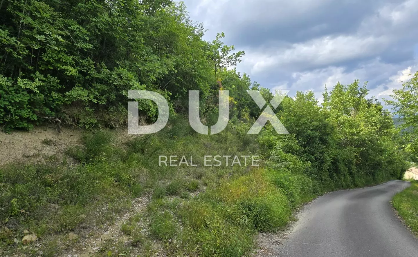 Land In Gračišće, Croatia (1.946 M²)
