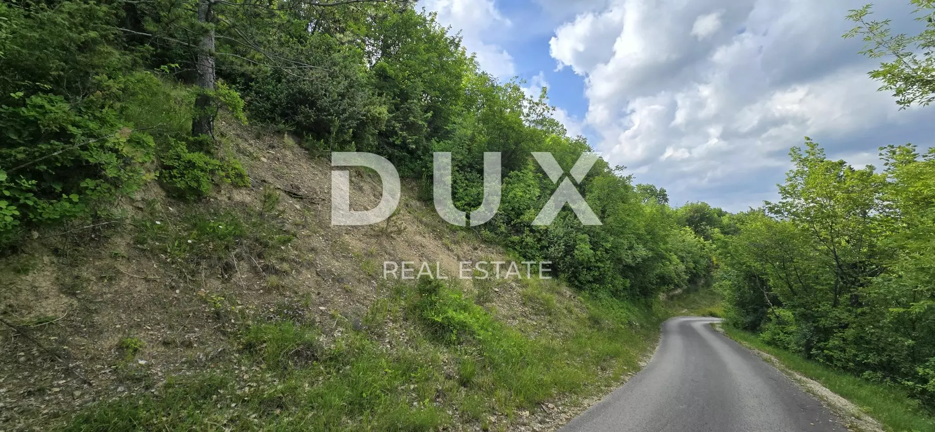 Land In Gračišće, Croatia (1.946 M²)