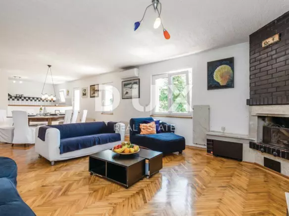 4-bedroom Detached House In Veli Brgud, Croatia (290 M²)