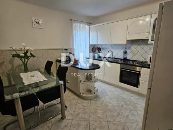 2-bedroom Apartment In Volosko, Croatia (94 M²)