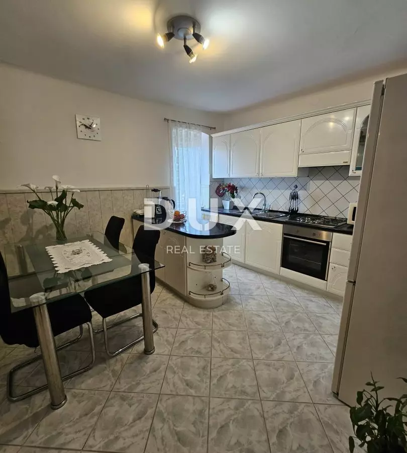 2-bedroom Apartment In Volosko, Croatia (94 M²)