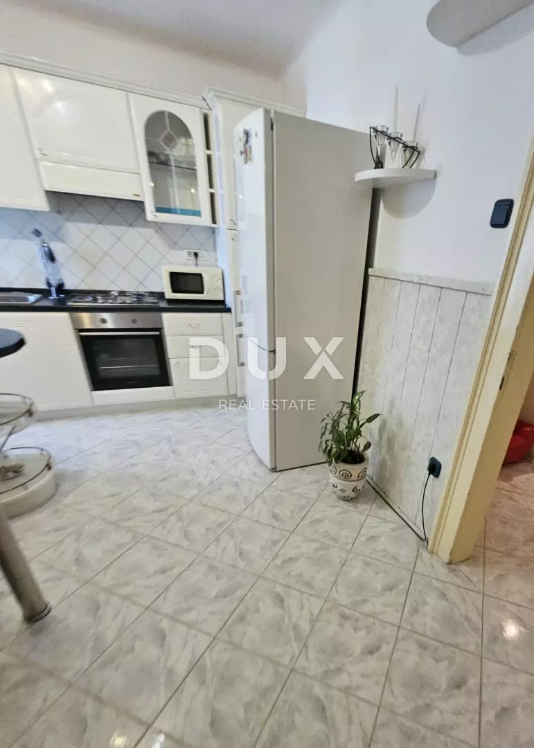 2-bedroom Apartment In Volosko, Croatia (94 M²)
