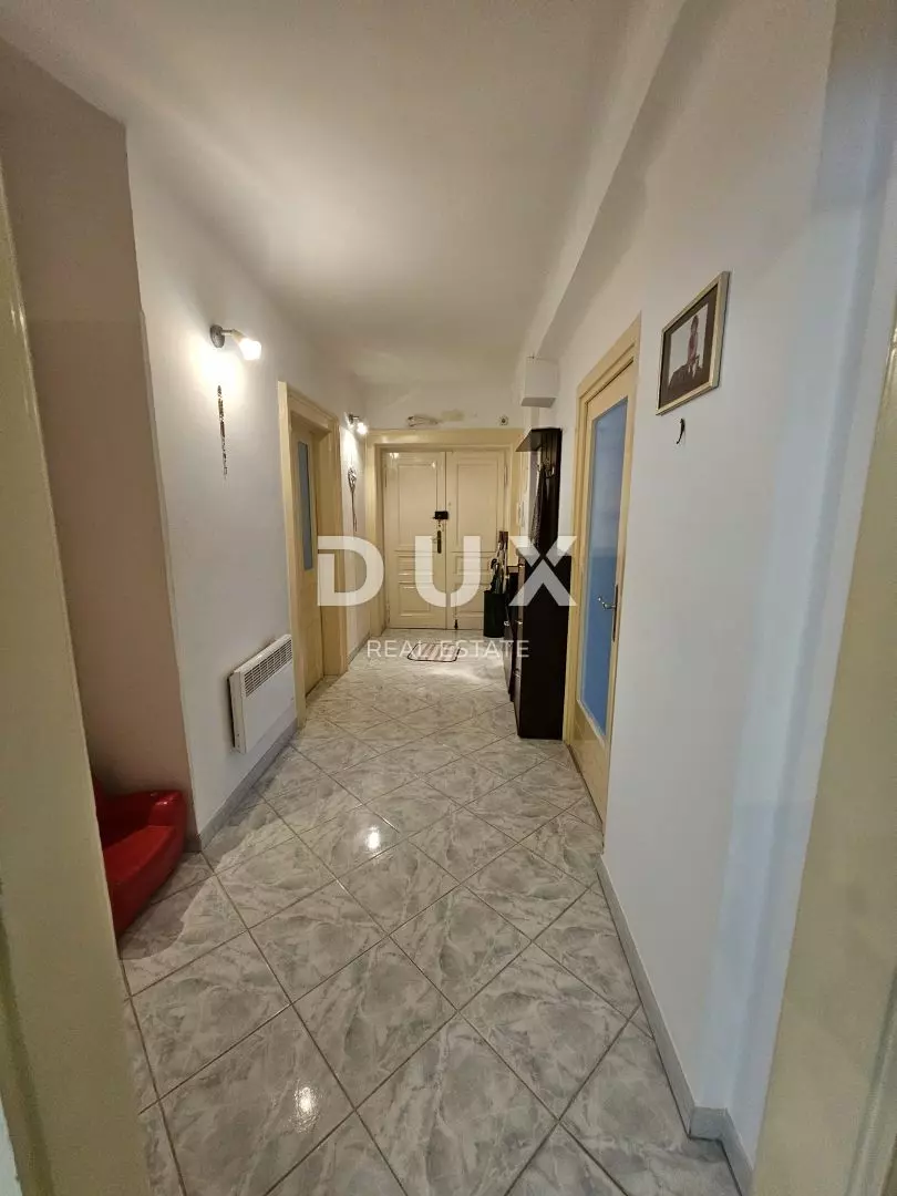 2-bedroom Apartment In Volosko, Croatia (94 M²)