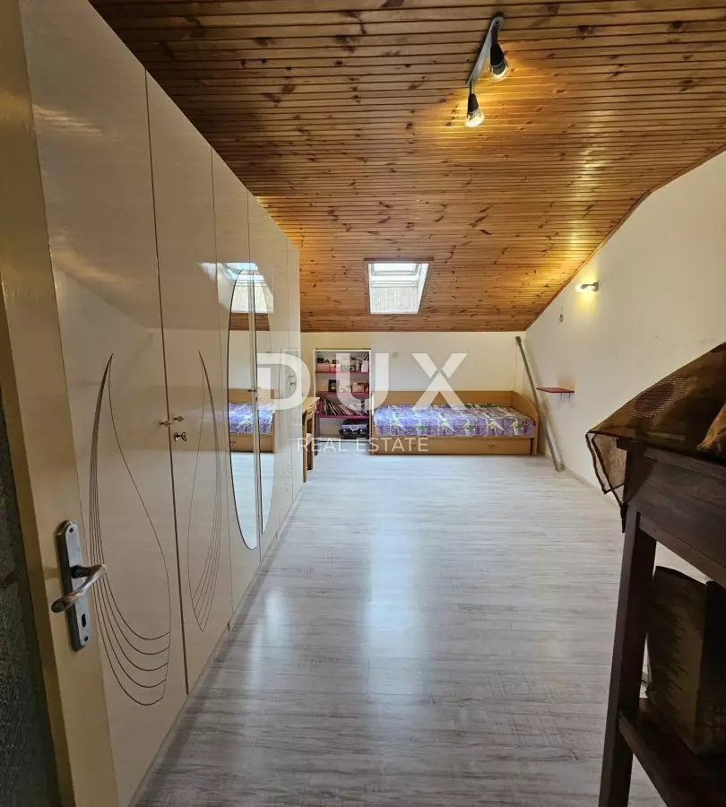 2-bedroom Apartment In Volosko, Croatia (94 M²)