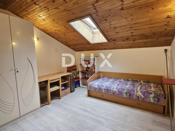 2-bedroom Apartment In Volosko, Croatia (94 M²)