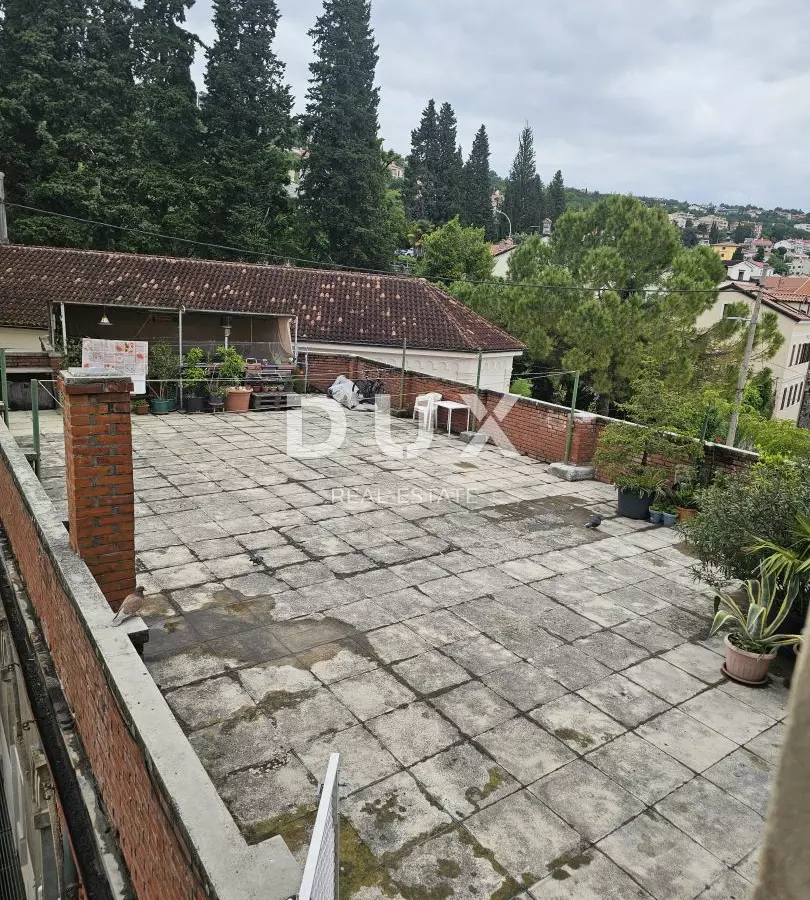 2-bedroom Apartment In Volosko, Croatia (94 M²)