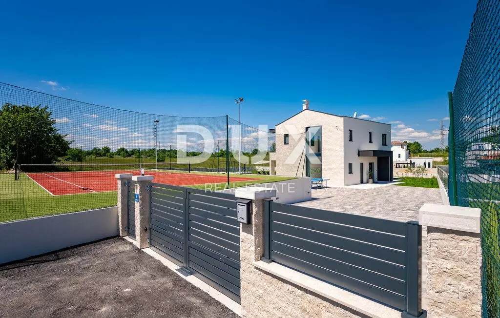 3-bedroom Detached House In Labin, Croatia (198,4 M²)
