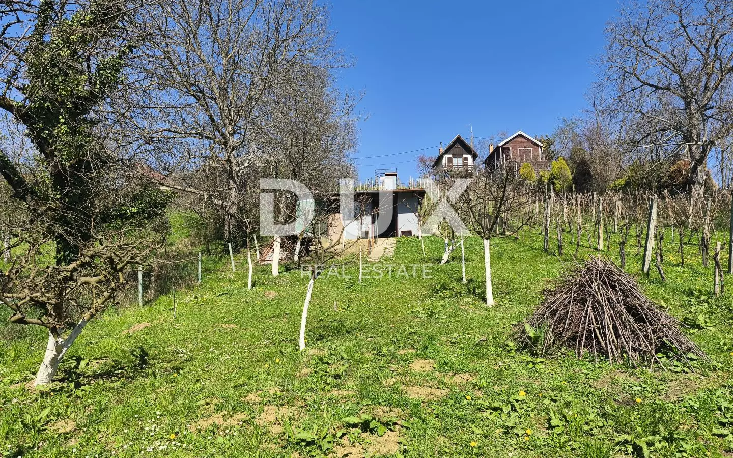 Land In Mikulići, Croatia (668 M²)