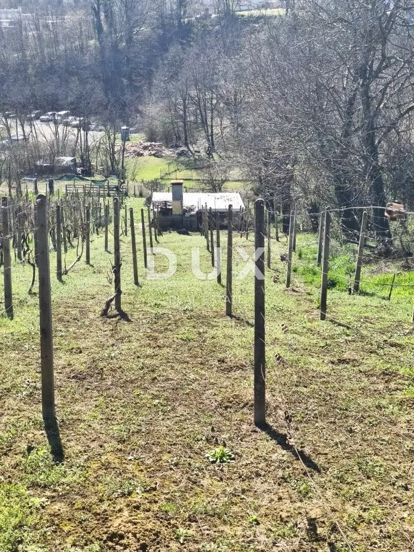 Land In Mikulići, Croatia (668 M²)