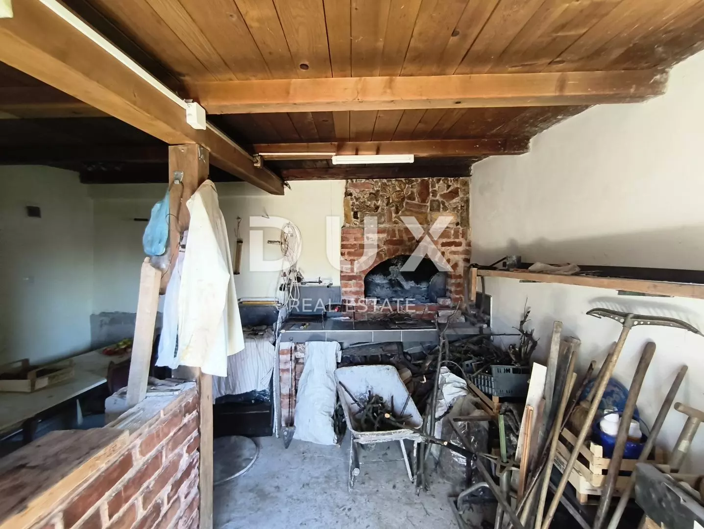 Land In Mikulići, Croatia (668 M²)