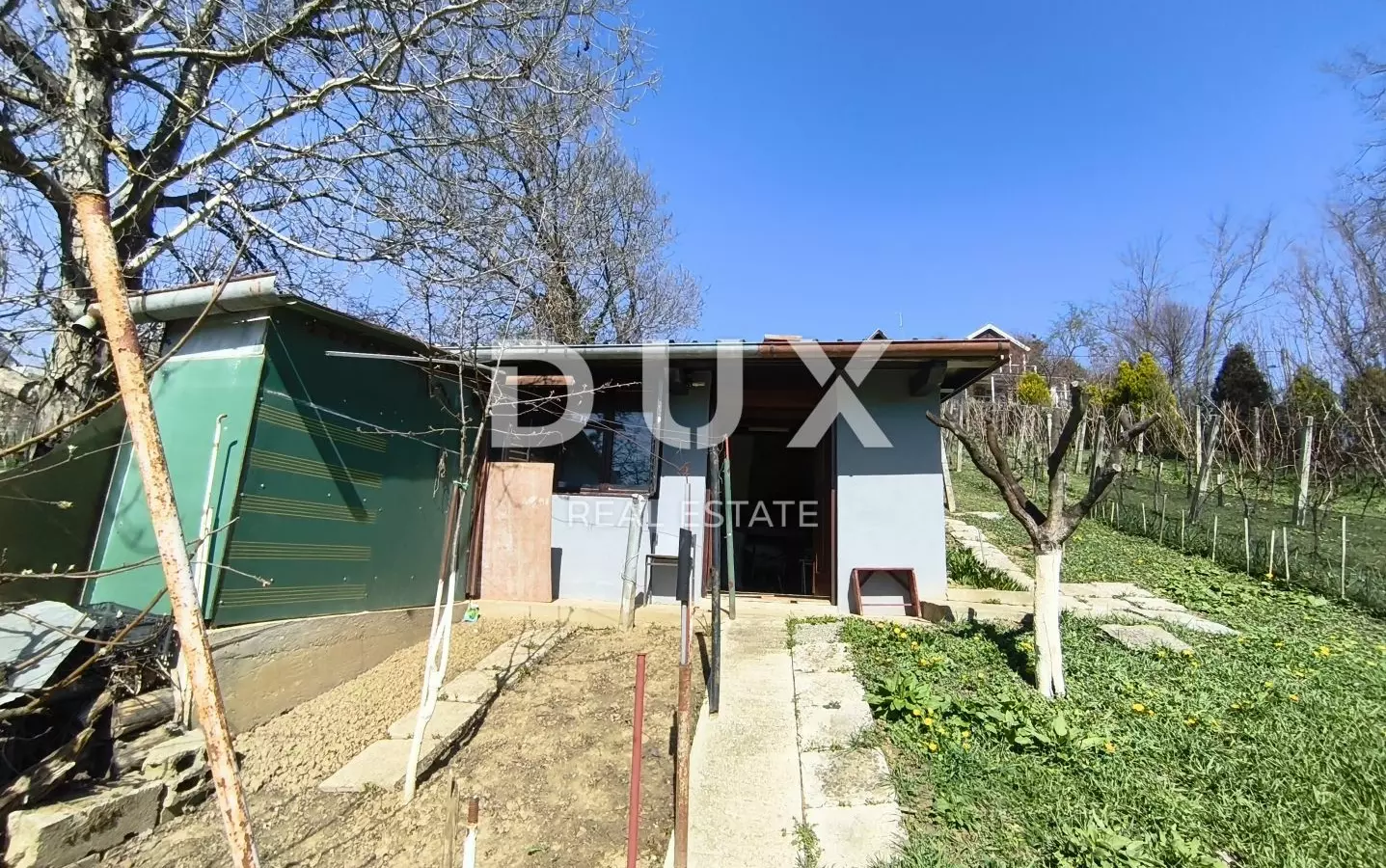 Land In Mikulići, Croatia (668 M²)