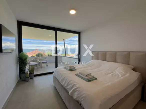 5-bedroom Villa In Linardići, Croatia (370 M²)