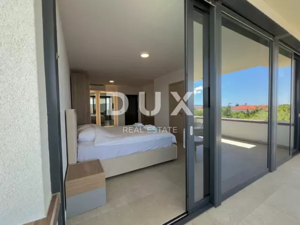 5-bedroom Villa In Linardići, Croatia (370 M²)