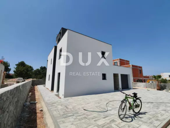 4-bedroom Villa In Mulo, Croatia (279,64 M²)