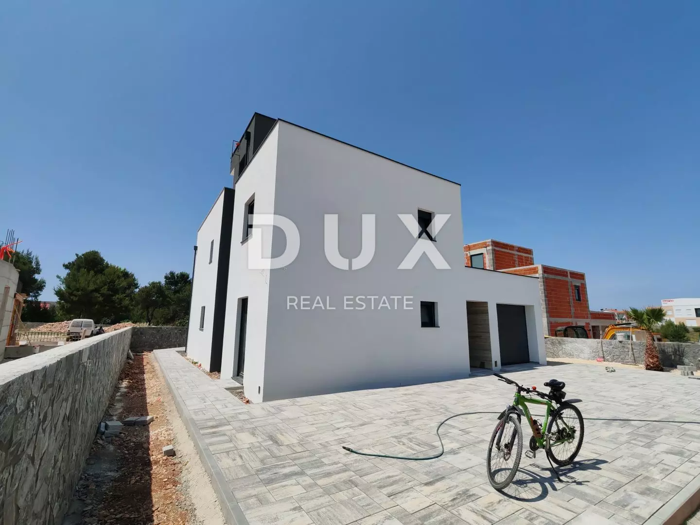 4-bedroom Villa In Mulo, Croatia (279,64 M²)
