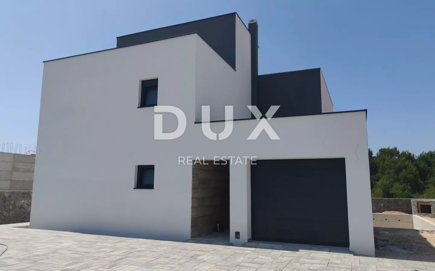 4-bedroom Villa In Mulo, Croatia (279,64 M²)