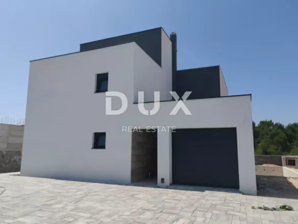 4-bedroom Villa In Mulo, Croatia (279,64 M²)