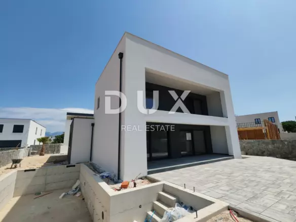 4-bedroom Villa In Mulo, Croatia (279,64 M²)