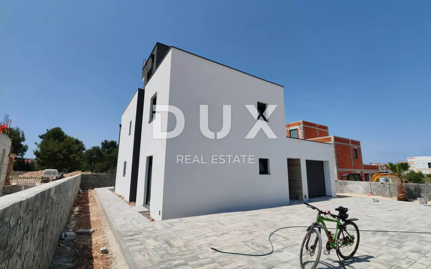 4-bedroom Villa In Mulo, Croatia (279,64 M²)