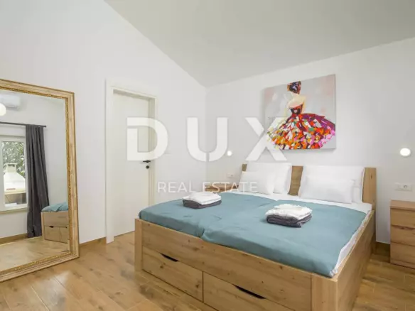 3-bedroom Detached House In Svetvinčenat, Croatia (160 M²)