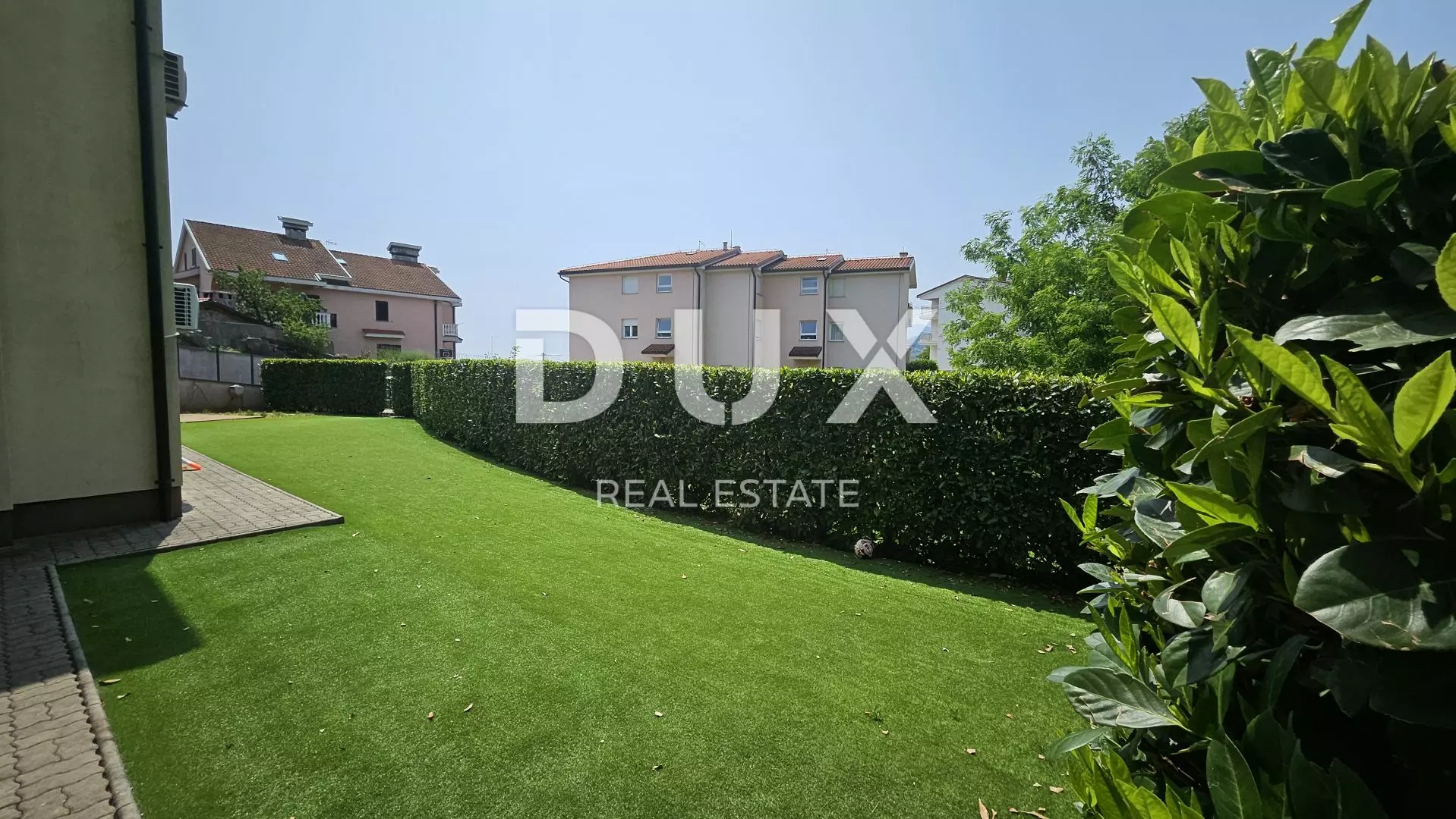 3-bedroom Apartment In Trinajstići, Croatia (111 M²)