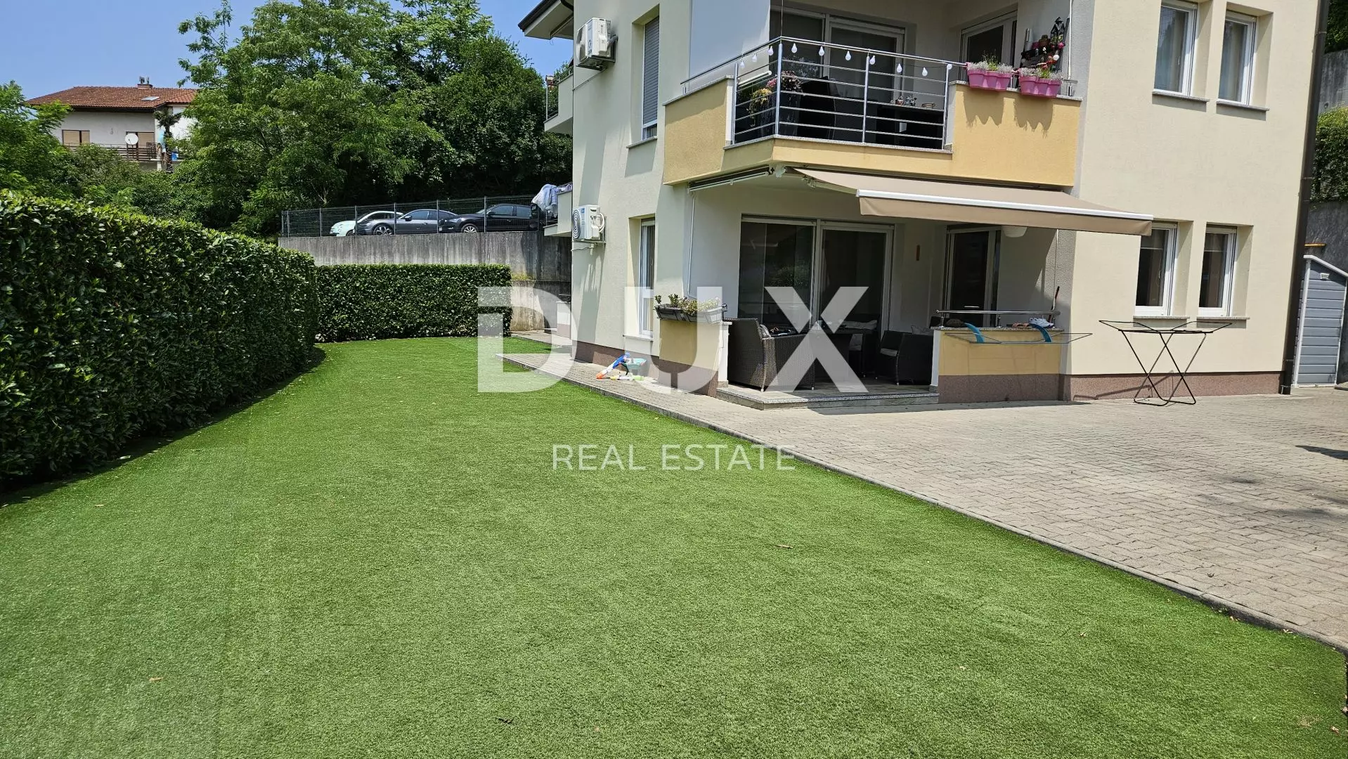 3-bedroom Apartment In Trinajstići, Croatia (111 M²)