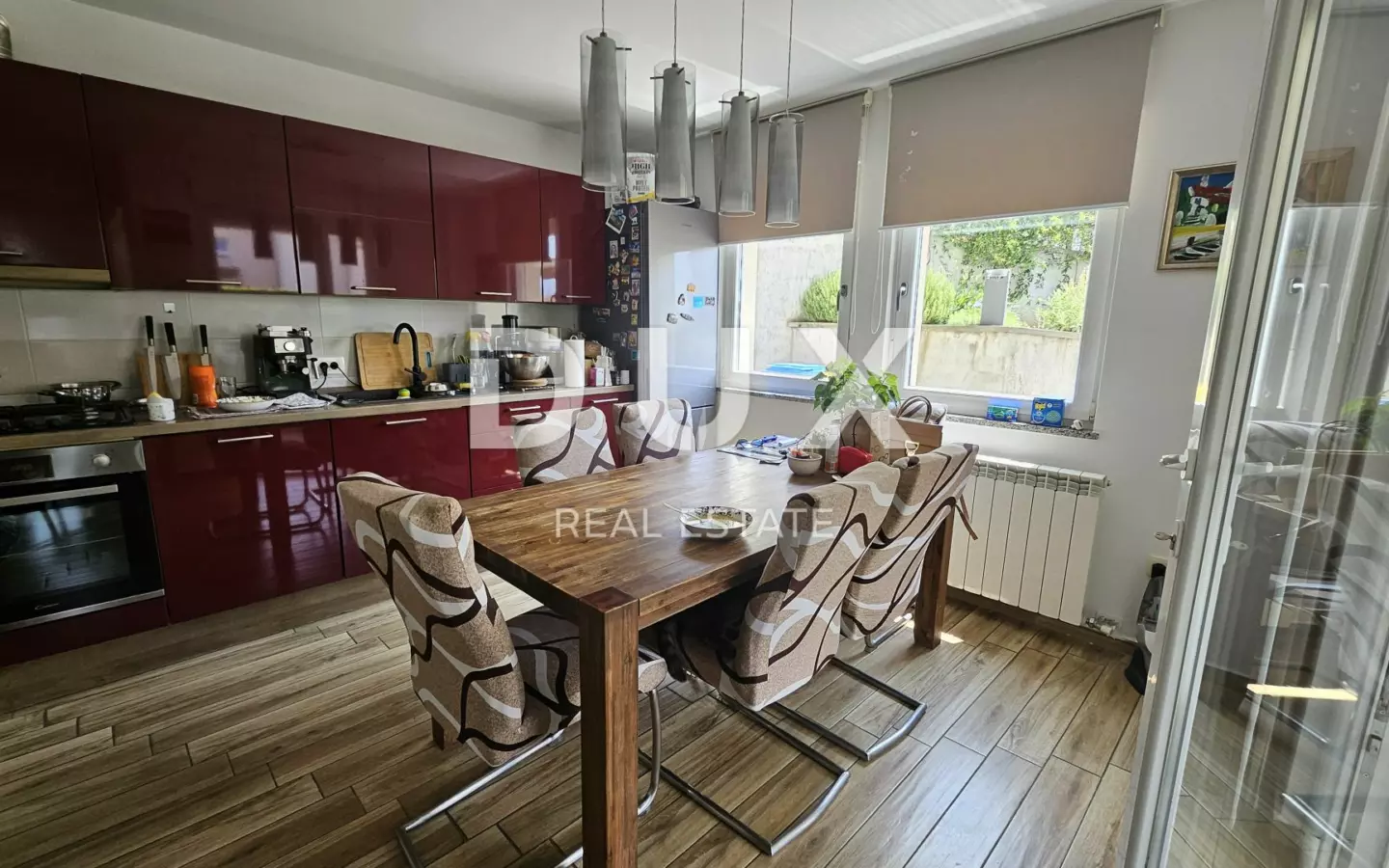 3-bedroom Apartment In Trinajstići, Croatia (111 M²)