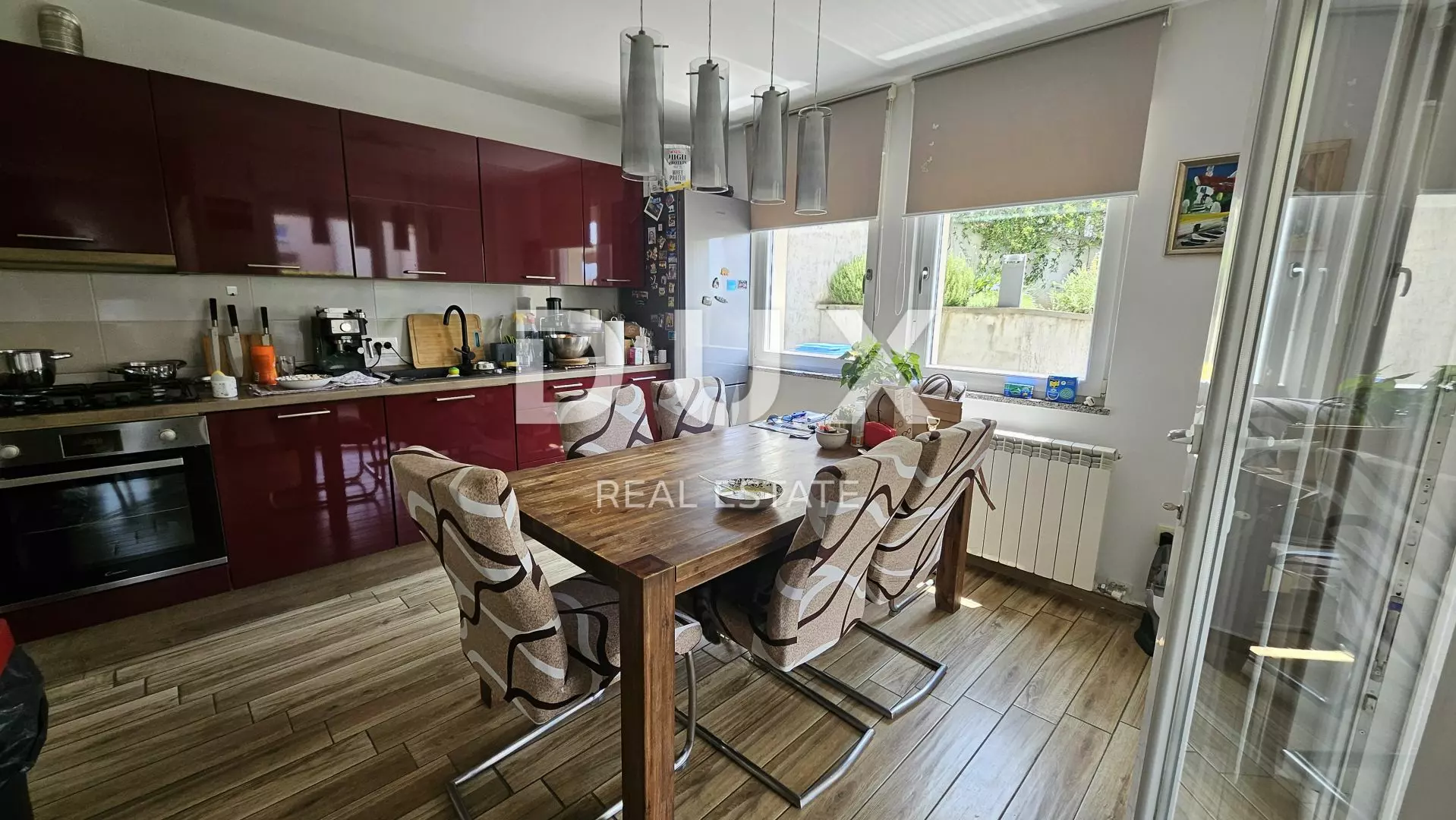 3-bedroom Apartment In Trinajstići, Croatia (111 M²)
