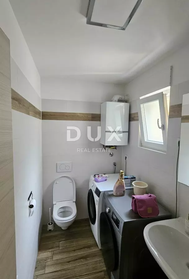 3-bedroom Apartment In Trinajstići, Croatia (111 M²)