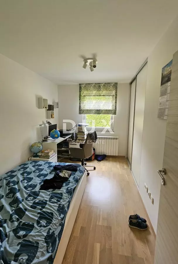3-bedroom Apartment In Trinajstići, Croatia (111 M²)