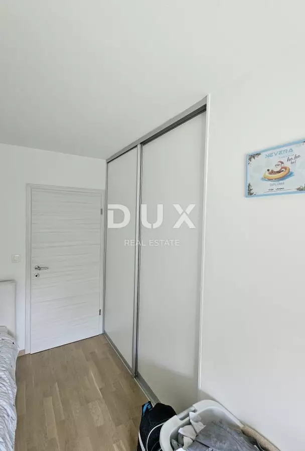 3-bedroom Apartment In Trinajstići, Croatia (111 M²)