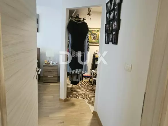 3-bedroom Apartment In Trinajstići, Croatia (111 M²)