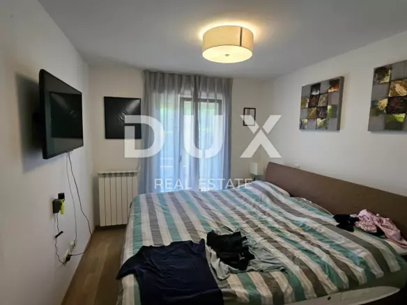 3-bedroom Apartment In Trinajstići, Croatia (111 M²)