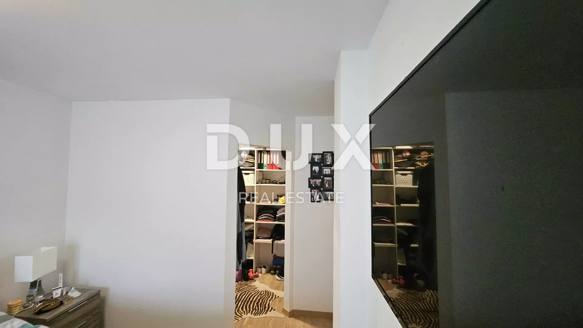 3-bedroom Apartment In Trinajstići, Croatia (111 M²)