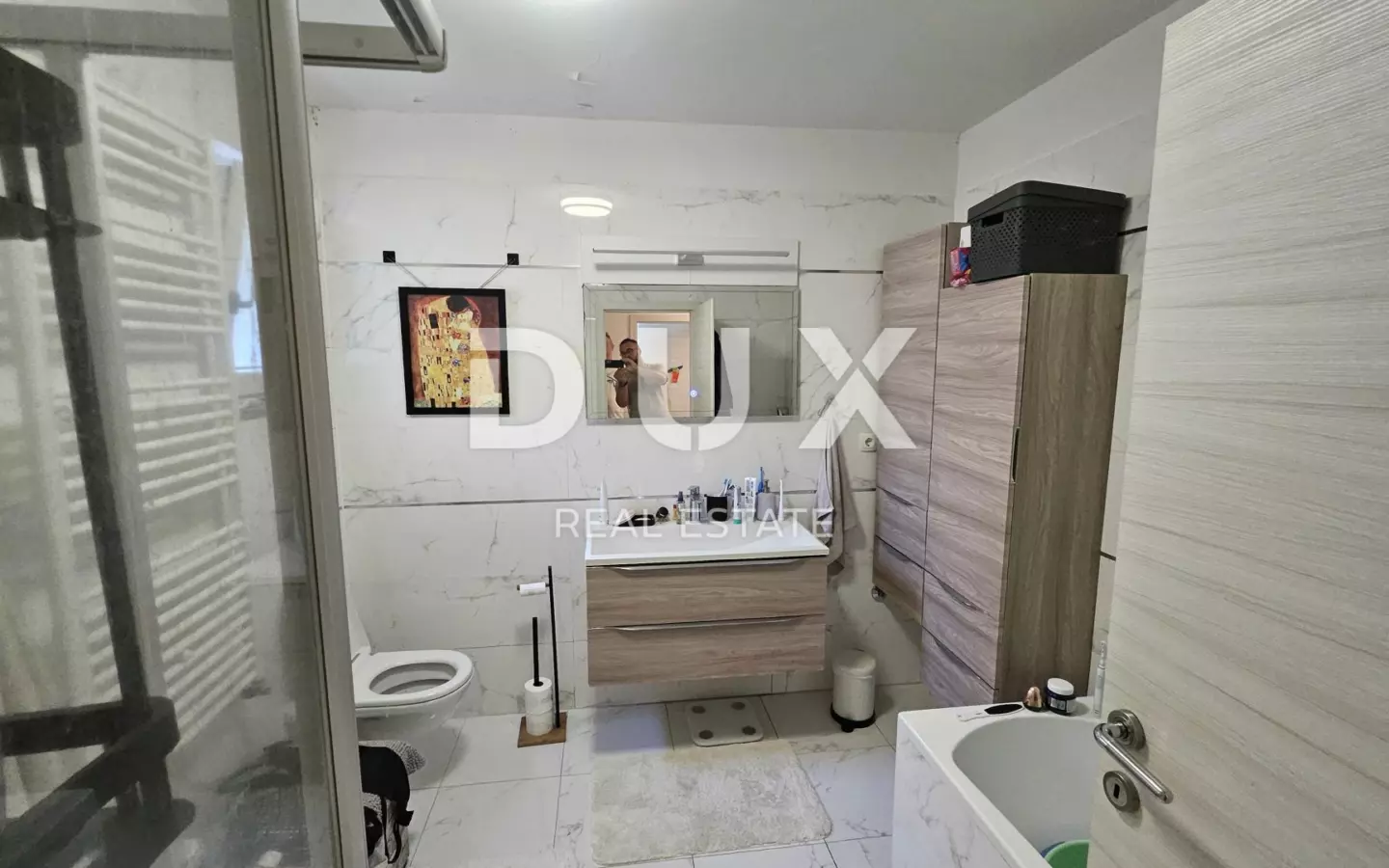 3-bedroom Apartment In Trinajstići, Croatia (111 M²)