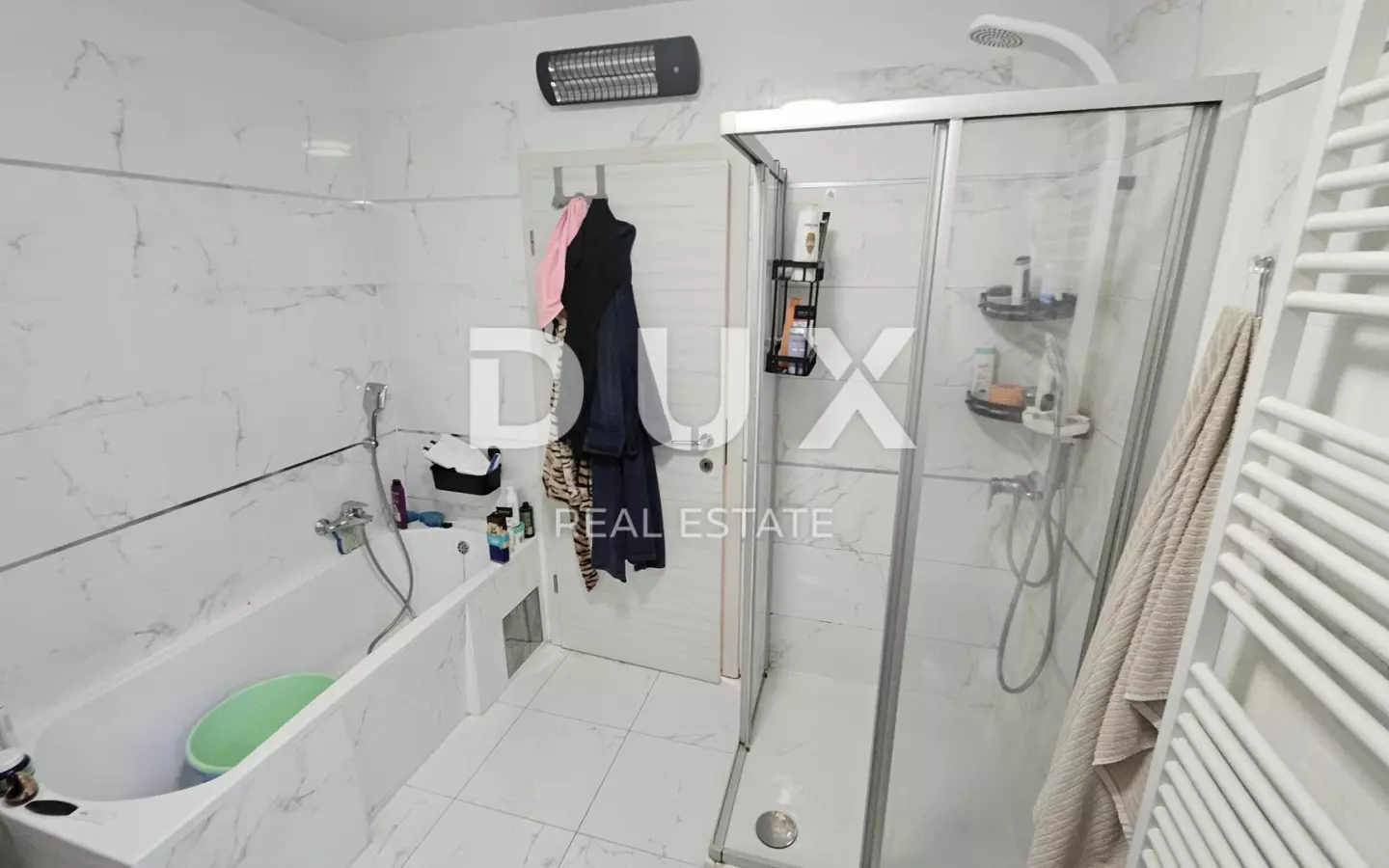 3-bedroom Apartment In Trinajstići, Croatia (111 M²)