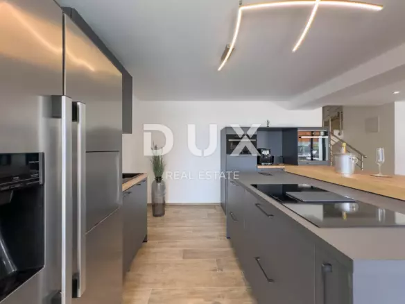 3-bedroom Villa In Medulin, Croatia (277 M²)