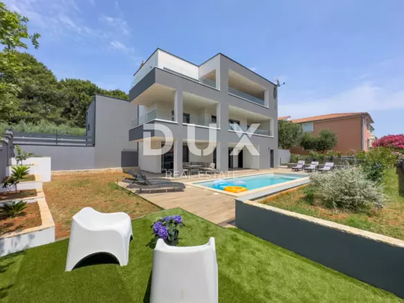 3-bedroom Villa In Medulin, Croatia (277 M²)