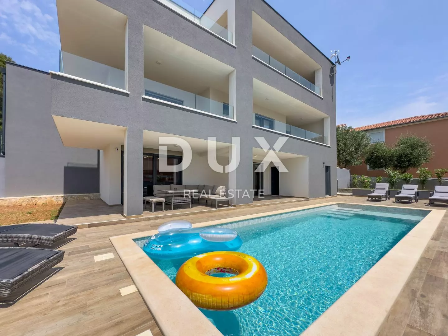 3-bedroom Villa In Medulin, Croatia (277 M²)