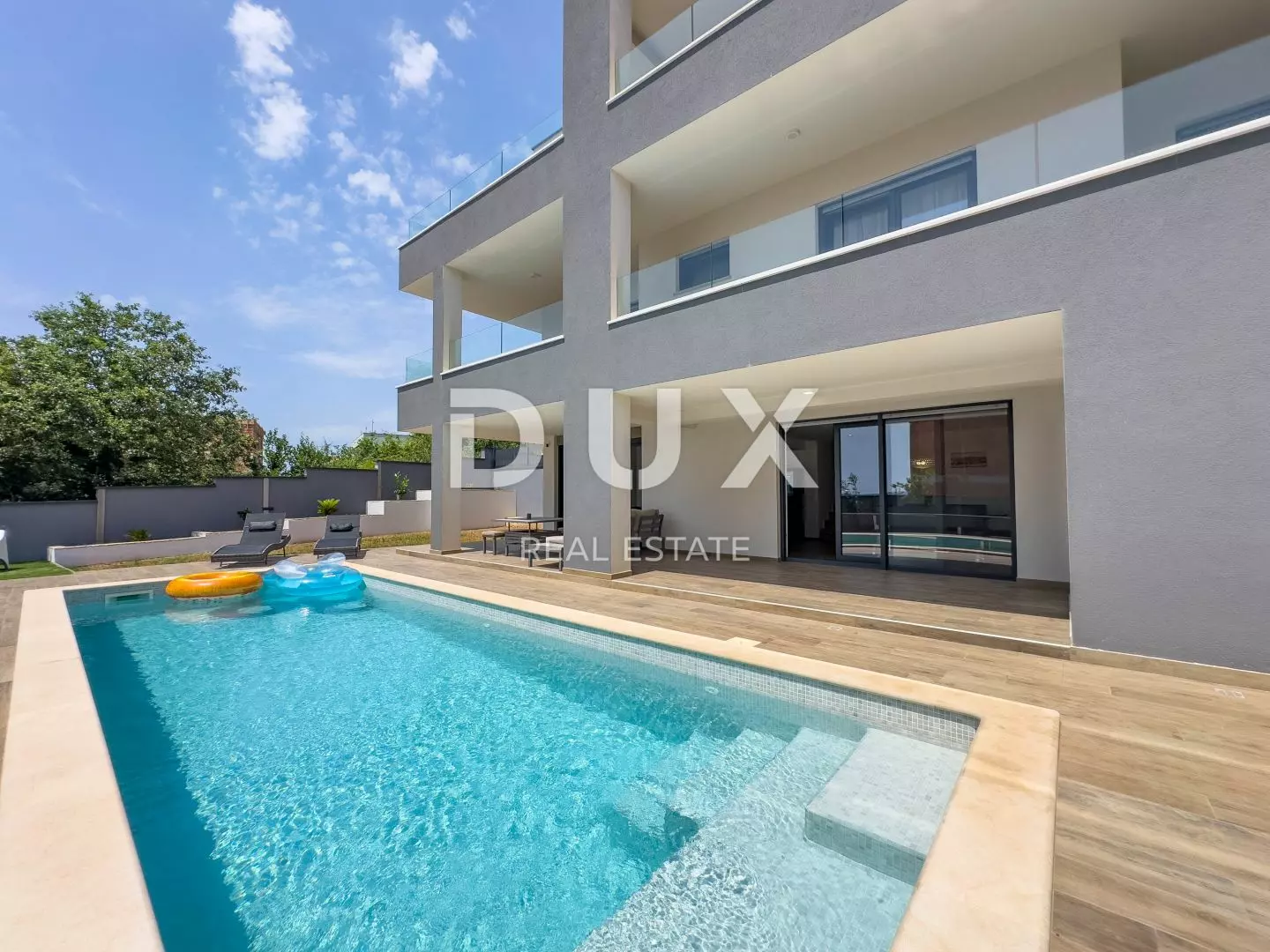 3-bedroom Villa In Medulin, Croatia (277 M²)