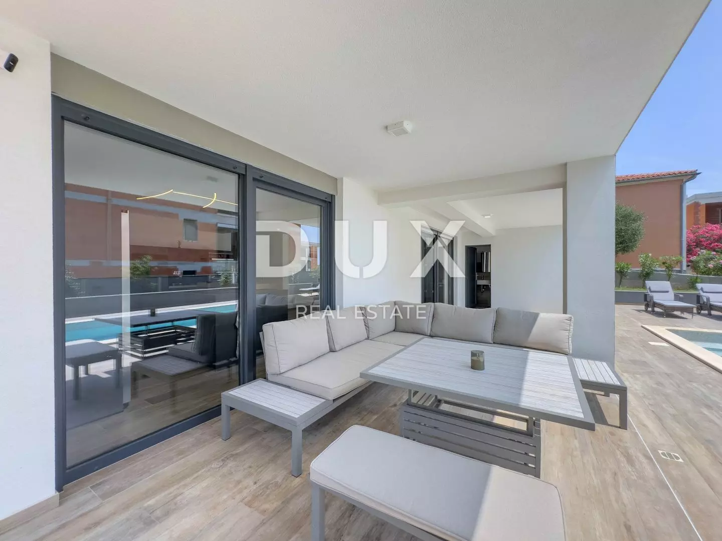 3-bedroom Villa In Medulin, Croatia (277 M²)